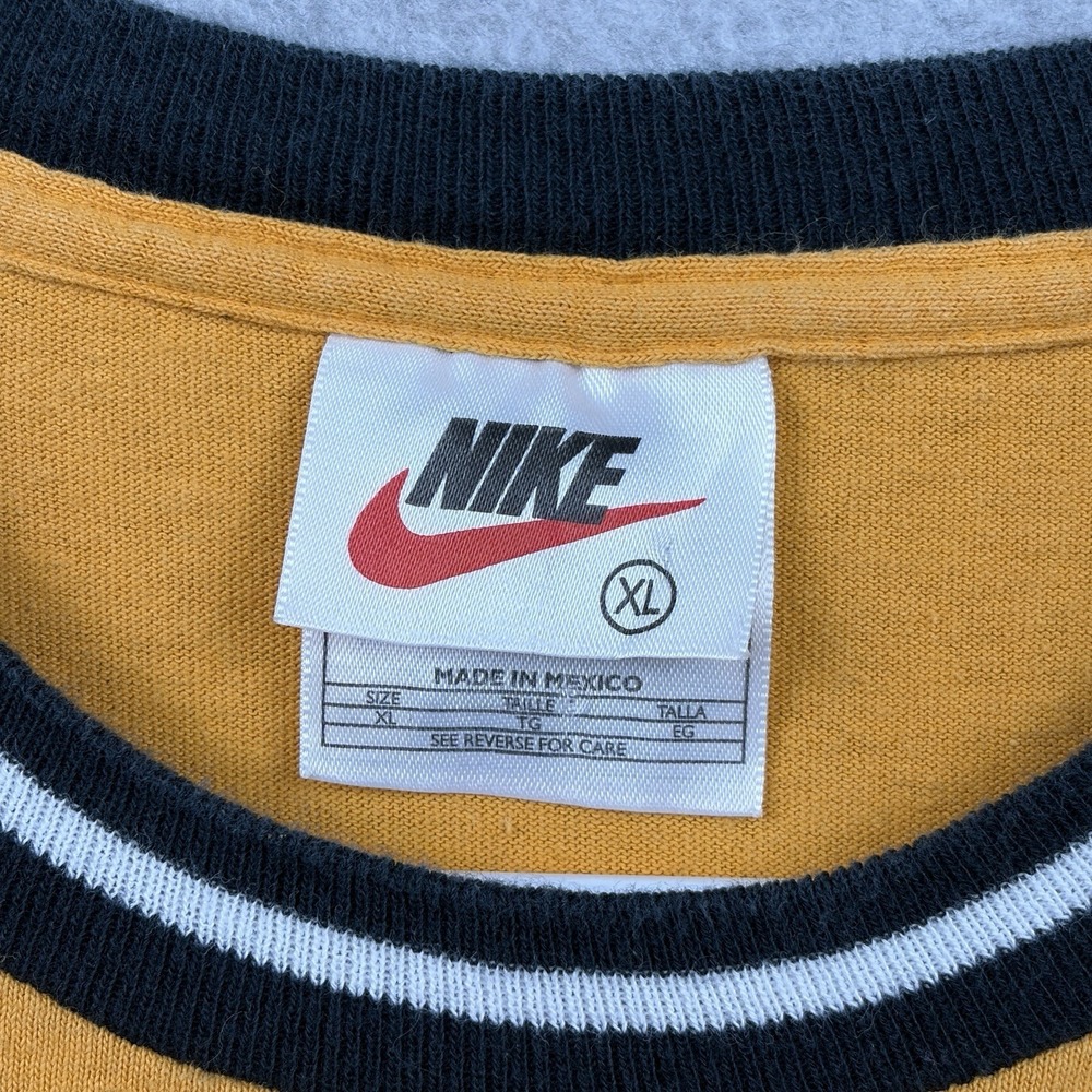 Vintage Nike T Shirt Boys XL (19x27) Yellow Embroidered Logo 90s Graphic Tee - Picture 4 of 7
